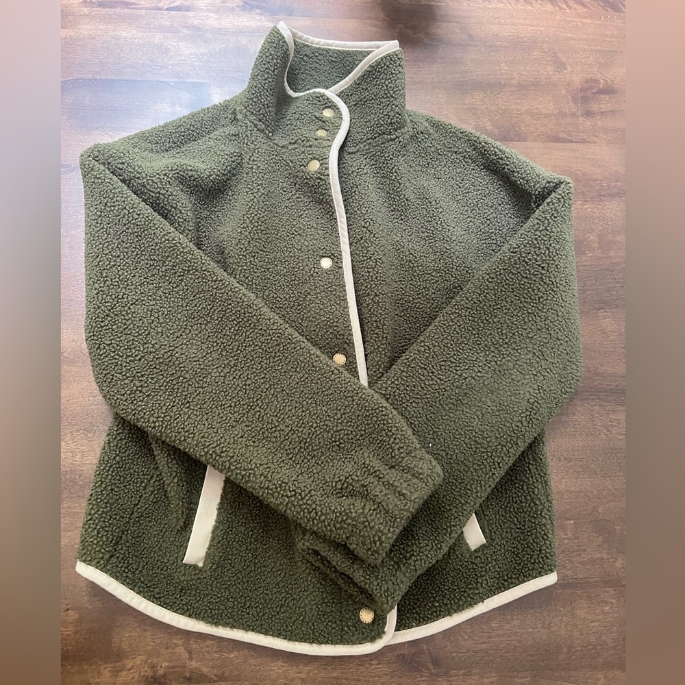 NWOT Barbour Fleece (Women’s)
